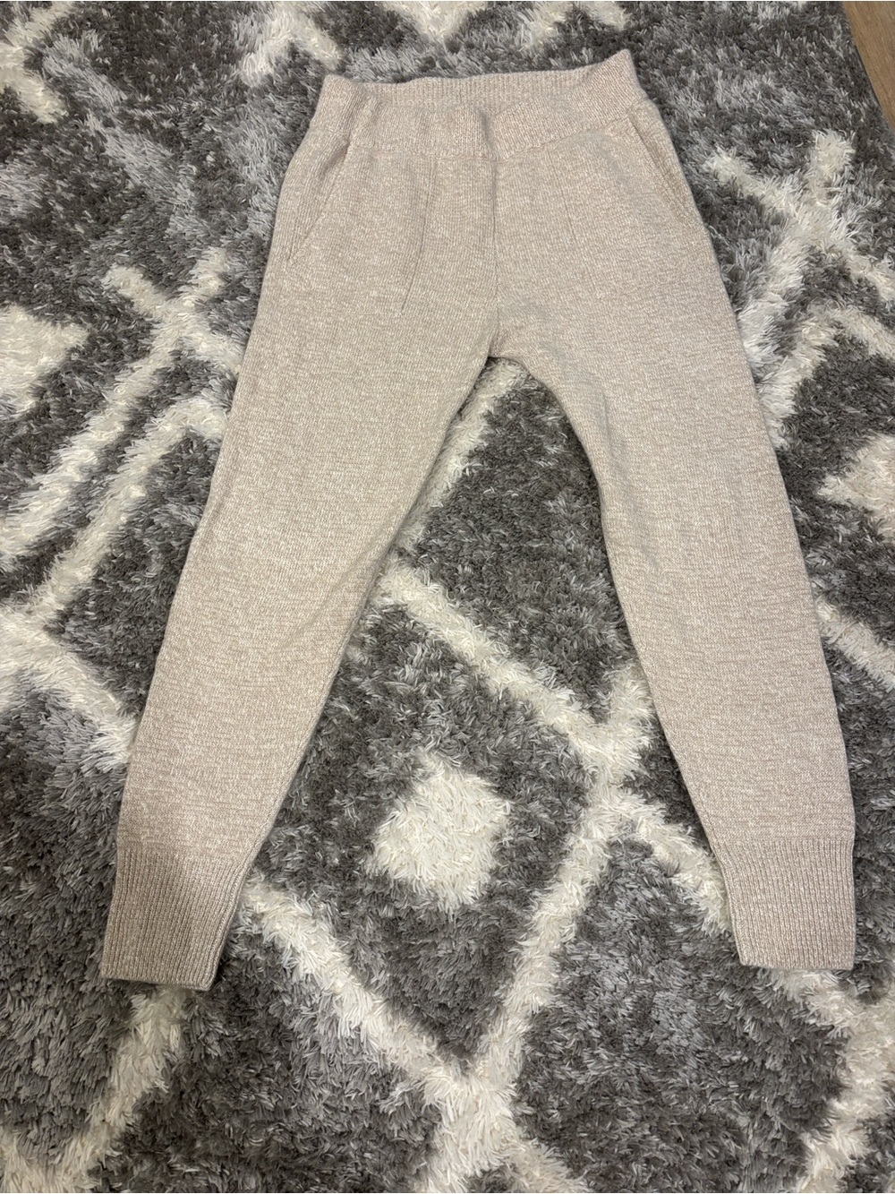 Nadaam Cozy Knit Jogger Pants - approximate size med- large.